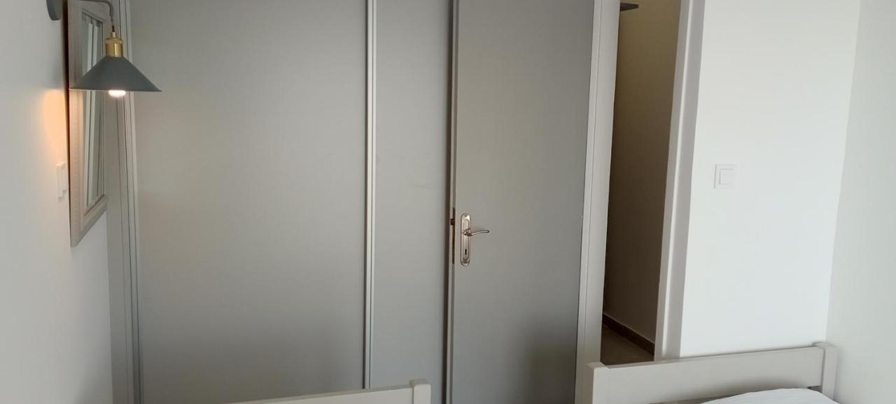 Atlas By Sea Apartment ลูตรากี ภายนอก รูปภาพ